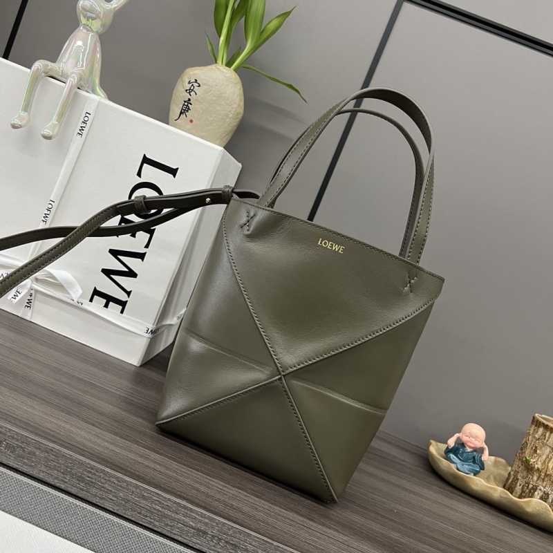 l*ew* handle bags